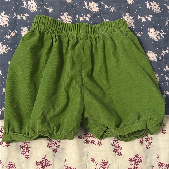Monogrammed “E” Blue Shirt and Green Shorts Set - Picture 6 of 6